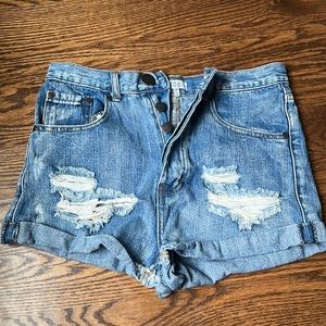 Women’s Size 28 Tobi Distressed Jean Shorts